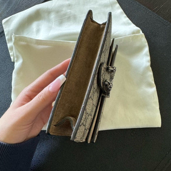 Gucci DIONYSUS GG SUPREME SUPER MINI BAG - Picture 11 of 16